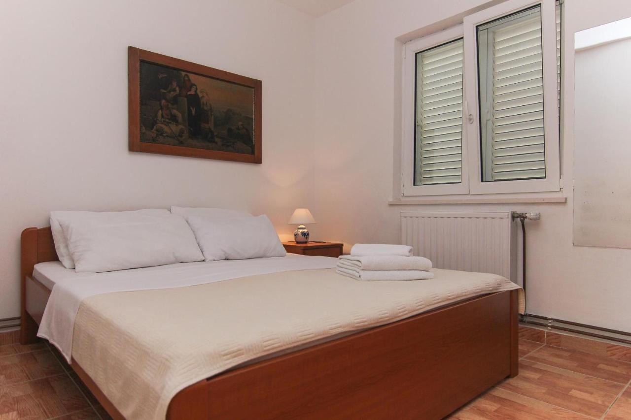 Apartments Villa Alex Podaca Esterno foto